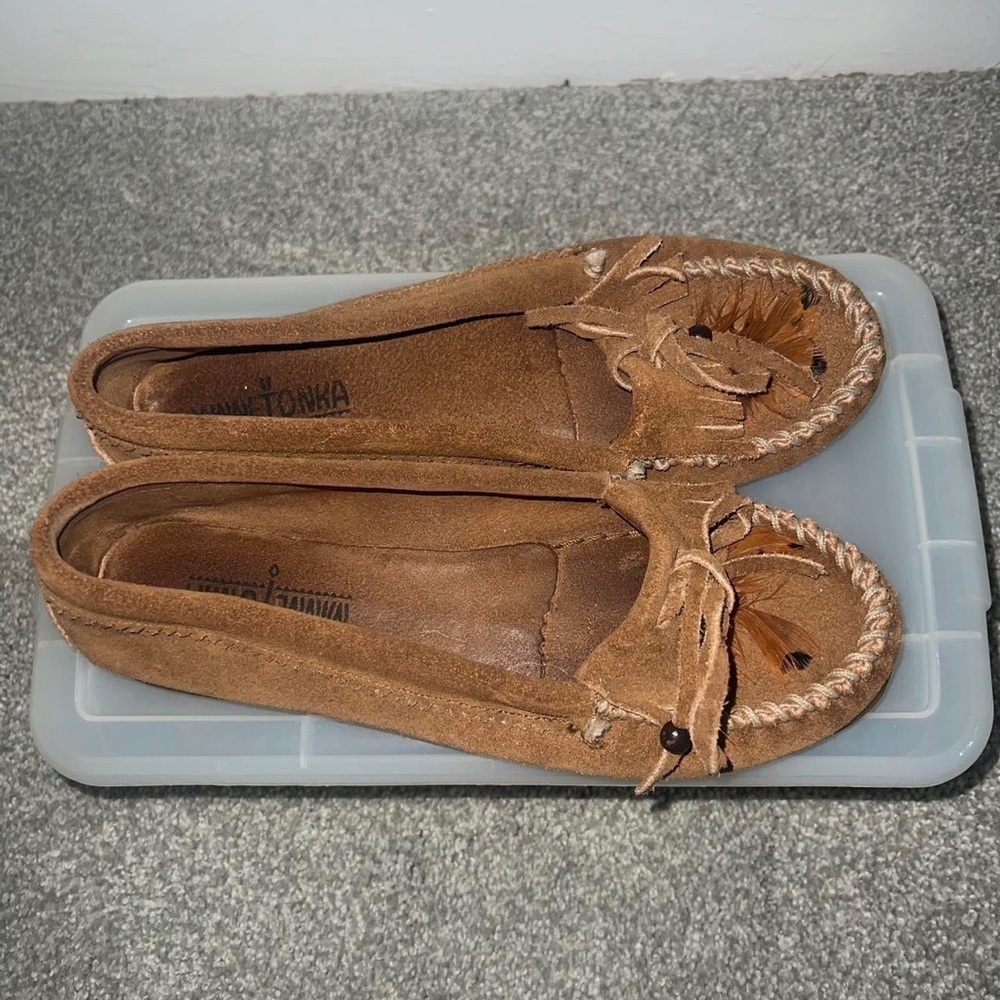 Chestnut Brown Minnetonka Moccasins